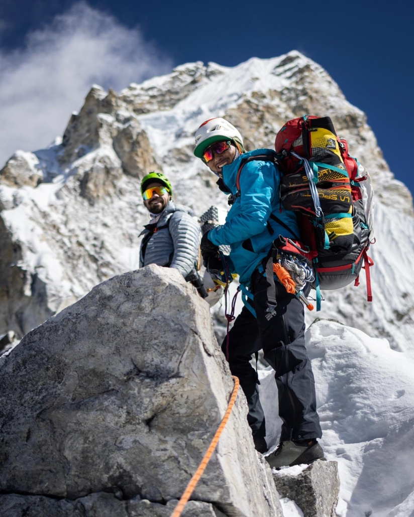 Approaching Camp 2. (Photo by Terray Sylvester)